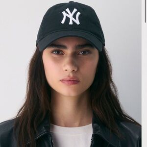 New Era New York Yankees 9TWENTY Hat in Washed Black and White